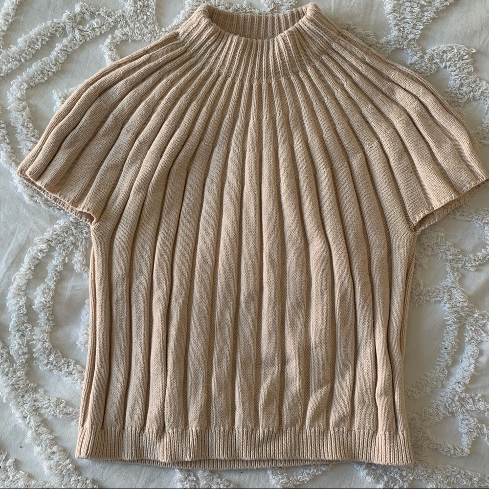 Finders Keepers Beige Mockneck Short Sleeve Sweater size M